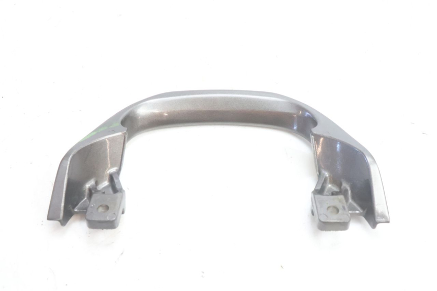photo de POIGNEE ARRIERE KAWASAKI ZZR 600 (1995 - 2004) - État de surface