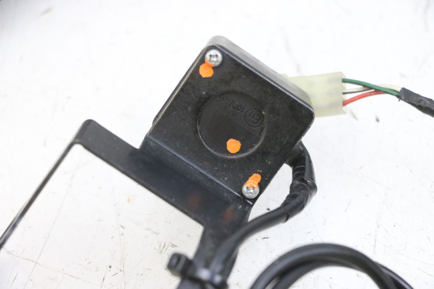 photo de POIGNEE DE GUIDON SUZUKI BURGMAN 650 (2013 - 2020)