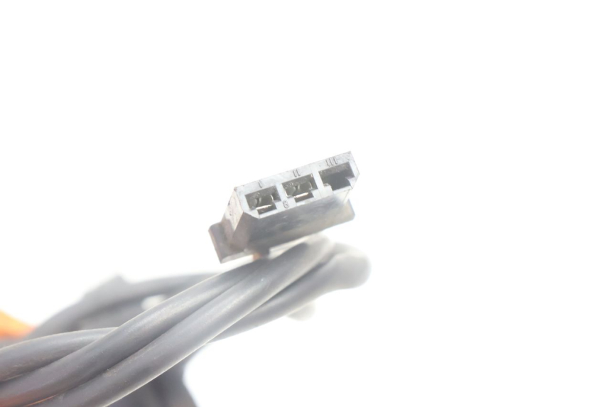 photo de POIGNEE DE GUIDON BMW C1 125 (2000 - 2003) - Points de fixation