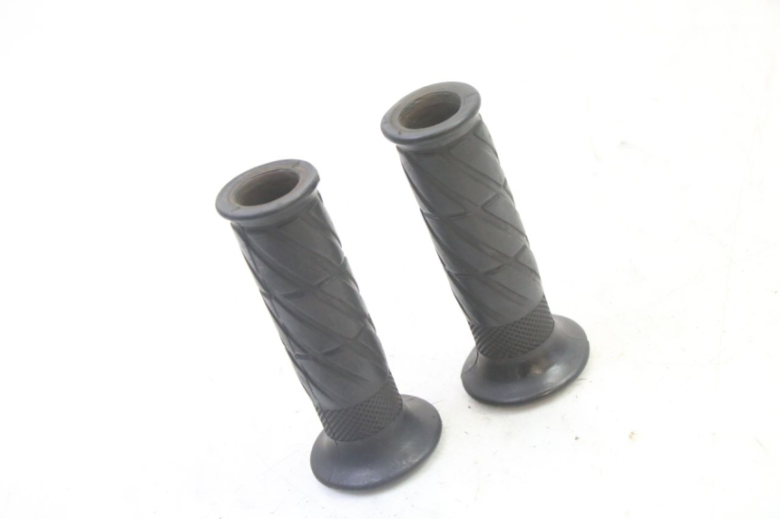 photo de POIGNEE DE GUIDON HYTRACK S 150 (2003 - 2011)