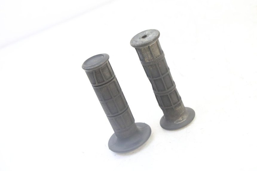 photo de POIGNEE DE GUIDON YAMAHA YFM R RAPTOR 250 (2008 - 2014)