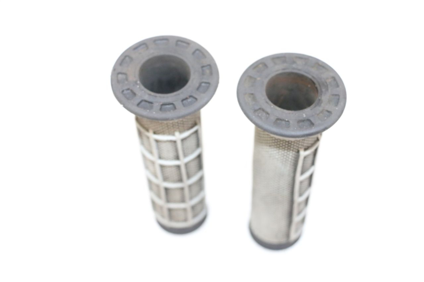 photo de POIGNEE DE GUIDON YAMAHA YFM R RAPTOR 250 (2008 - 2014) - Gros plan technique