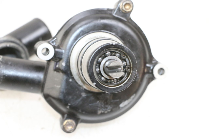 photo de POMPE A EAU MV AGUSTA BRUTALE R WALLY 910 (2008 - 2008) - Gros plan technique