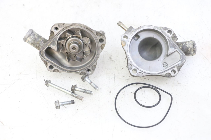 photo de POMPE A EAU HONDA CBF 500 (2004 - 2007)