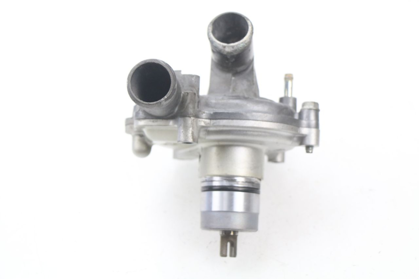 photo de POMPE A EAU YAMAHA FJR ABS 1300 (2006 - 2012)