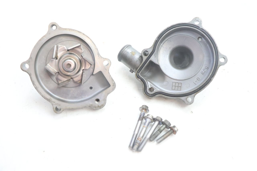 photo de POMPE A EAU YAMAHA FJR 1300 (2001 - 2005) - Vue d’ensemble