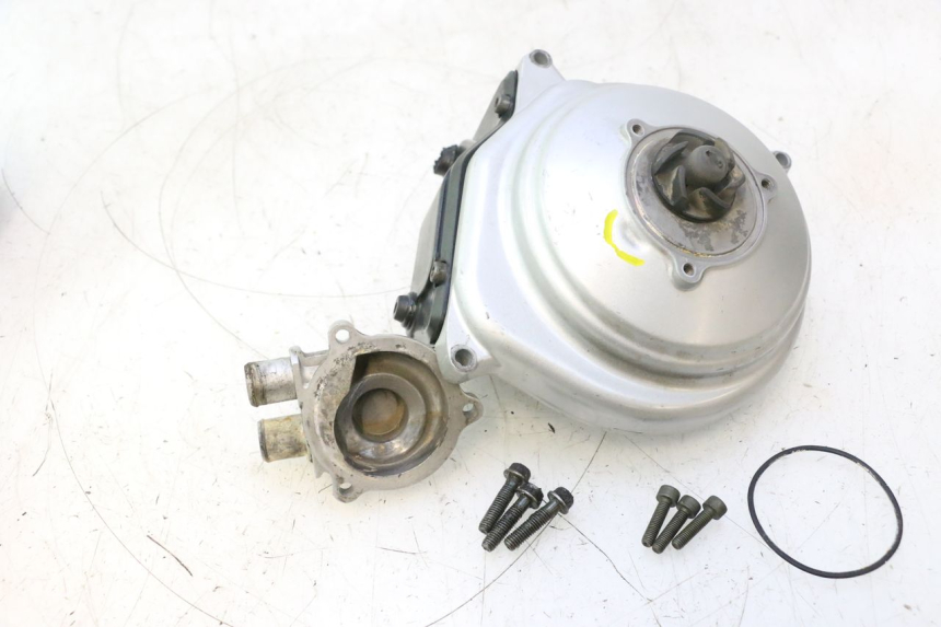 photo de POMPE A EAU NECO GPX LC 2T 50 (2014 - 2018) - Gros plan technique