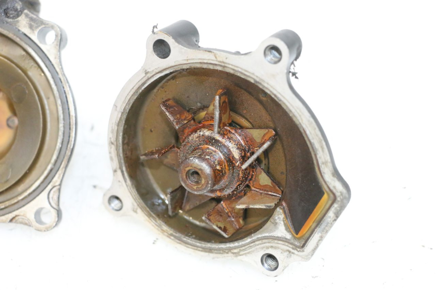 photo de POMPE A EAU KAWASAKI GPX R WARBIRD 600 (1988 - 1993) - Pièce contrôlée