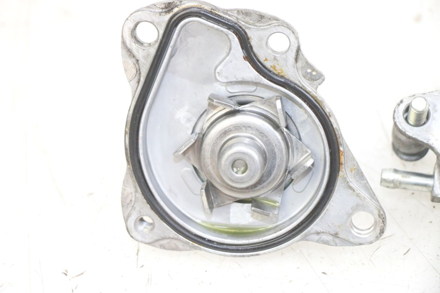 photo de POMPE A EAU HONDA PCX (JF28) 125 (2009 - 2011)