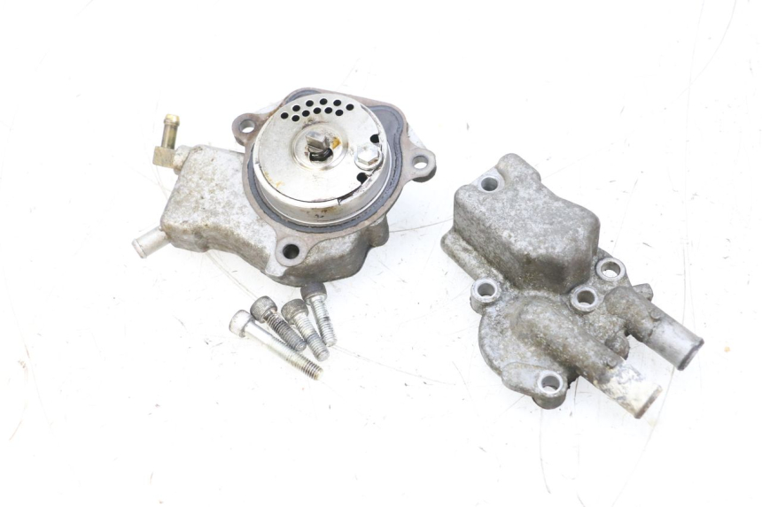 photo de POMPE A EAU YAMAHA NEOS NEO'S 4T 50 (2008 - 2016) - Gros plan technique