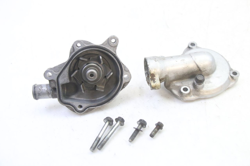 photo de POMPE A EAU HONDA NTV DEAUVILLE 650 (2001 - 2006)