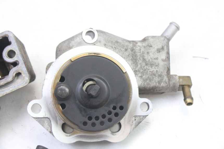 photo de POMPE A EAU MBK OVETTO 4T 50 (2008 - 2016)