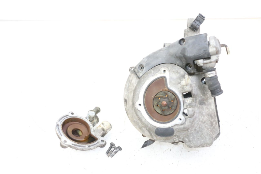 photo de POMPE A EAU PIAGGIO MP3 125 (2006 - 2014)
