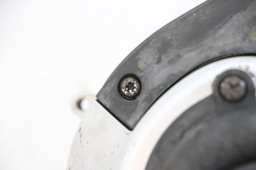 photo de POMPE A EAU PIAGGIO VESPA GRANTURISMO 200 (2004 - 2005)