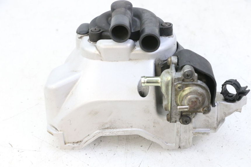 photo de POMPE A EAU PIAGGIO VESPA GRANTURISMO 200 (2004 - 2005)