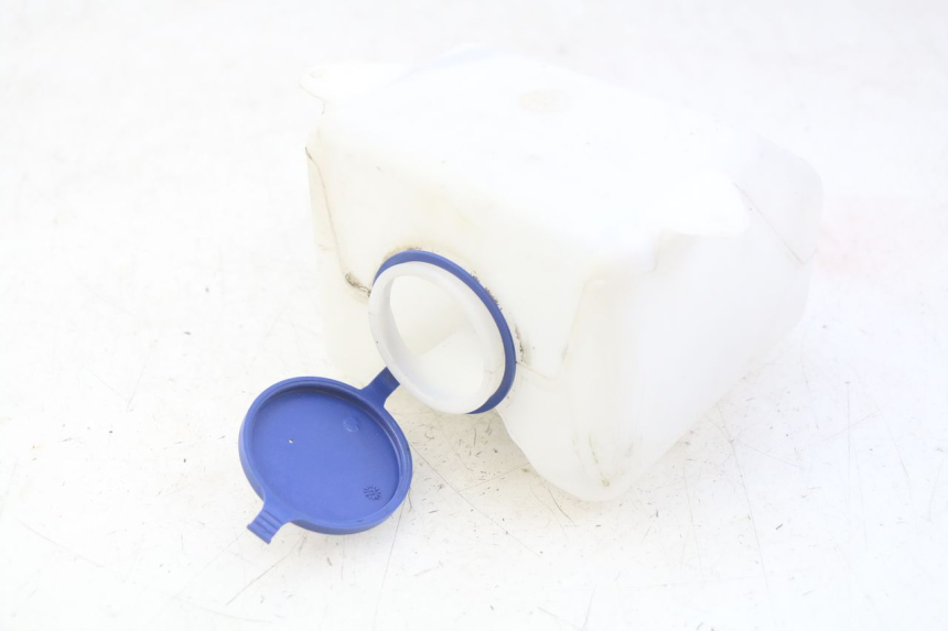 photo de POMPE A EAU RENAULT TWIZY 45 (2012 - 2019)