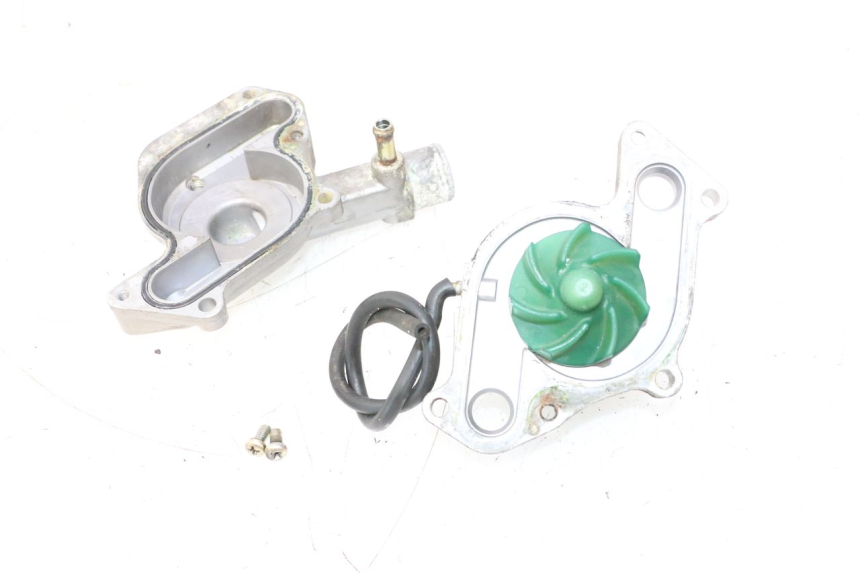photo de POMPE A EAU SUZUKI SV S 650 (2003 - 2009) - Détail de la pièce