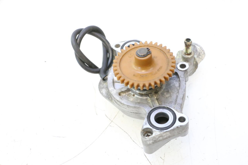 photo de POMPE A EAU SUZUKI SV S 650 (2003 - 2009) - Gros plan technique