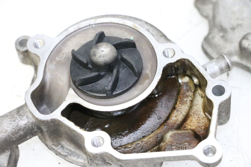 photo de POMPE A EAU YAMAHA X-MAX XMAX 125 (2010 - 2014)