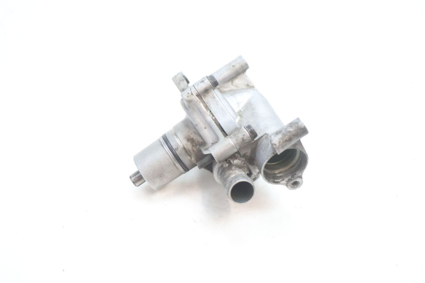 photo de POMPE A EAU HONDA XRV AFRICA TWIN 750 (1990 - 1992) - Points de fixation