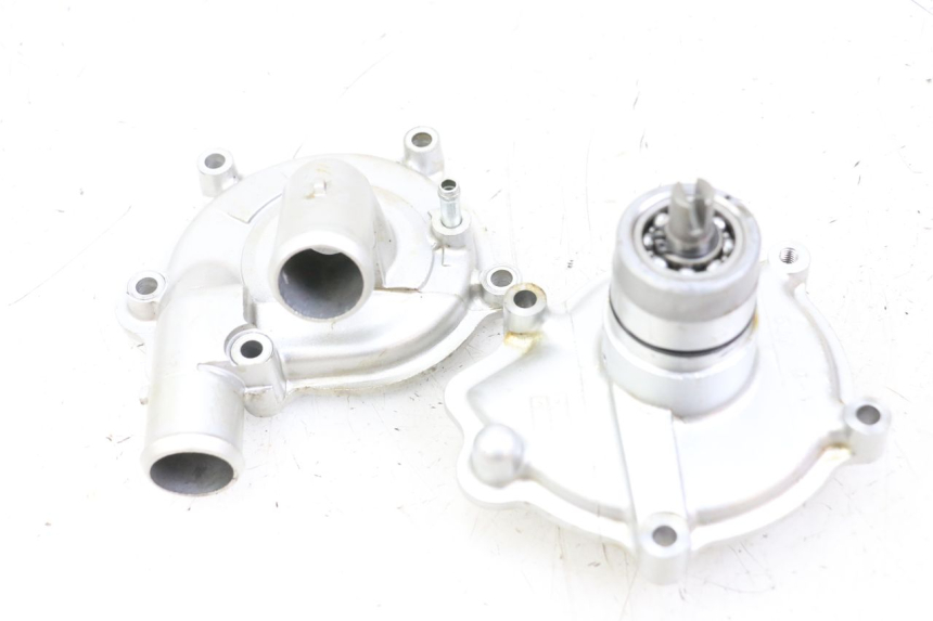 photo de POMPE A EAU YAMAHA FJR ABS 1300 (2006 - 2012)