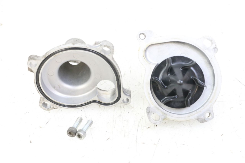 photo de POMPE A EAU YAMAHA YP T-MAX TMAX 530 (2017 - 2020)