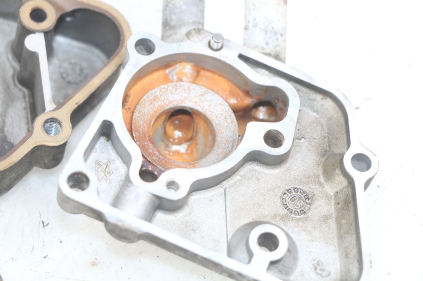 photo de POMPE A EAU YAMAHA YP MAJESTY 125 (1998 - 2001) - Zoom état d’usage