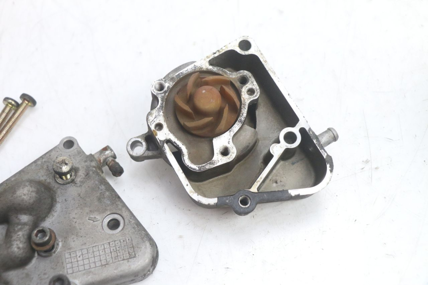 photo de POMPE A EAU YAMAHA YP MAJESTY 125 (1998 - 2001) - Zoom état d’usage