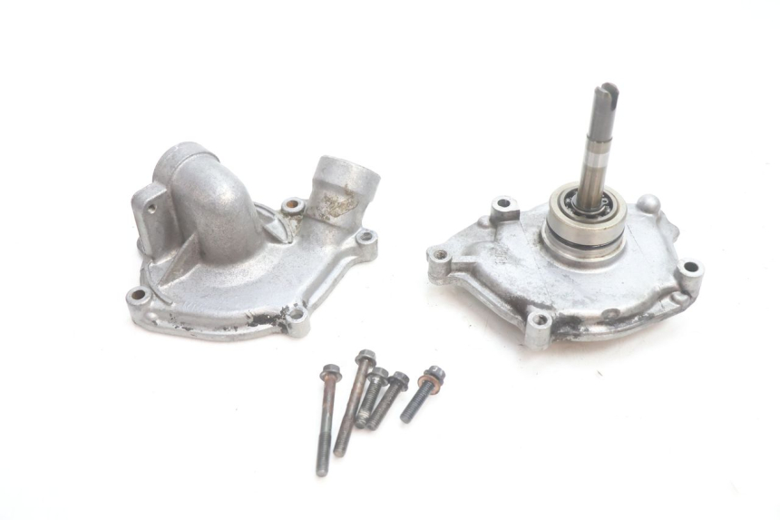 photo de POMPE A EAU YAMAHA YZF R GENESIS 750 (1993 - 1998) - Autre angle de vue