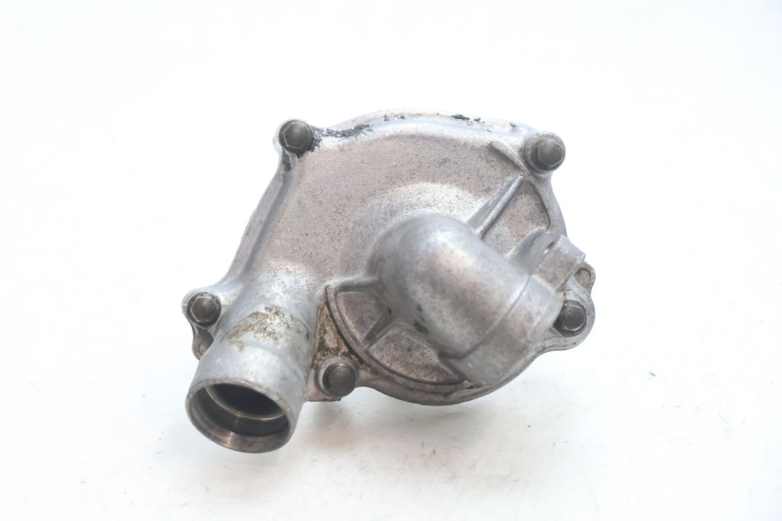 photo de POMPE A EAU YAMAHA YZF R GENESIS 750 (1993 - 1998) - Gros plan technique