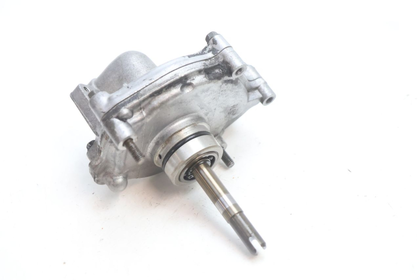 photo de POMPE A EAU YAMAHA YZF R GENESIS 750 (1993 - 1998) - État de surface