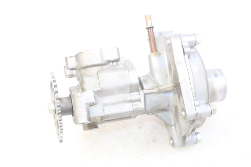 photo de POMPE A EAU YAMAHA YZF R1 1000 (2007 - 2008)