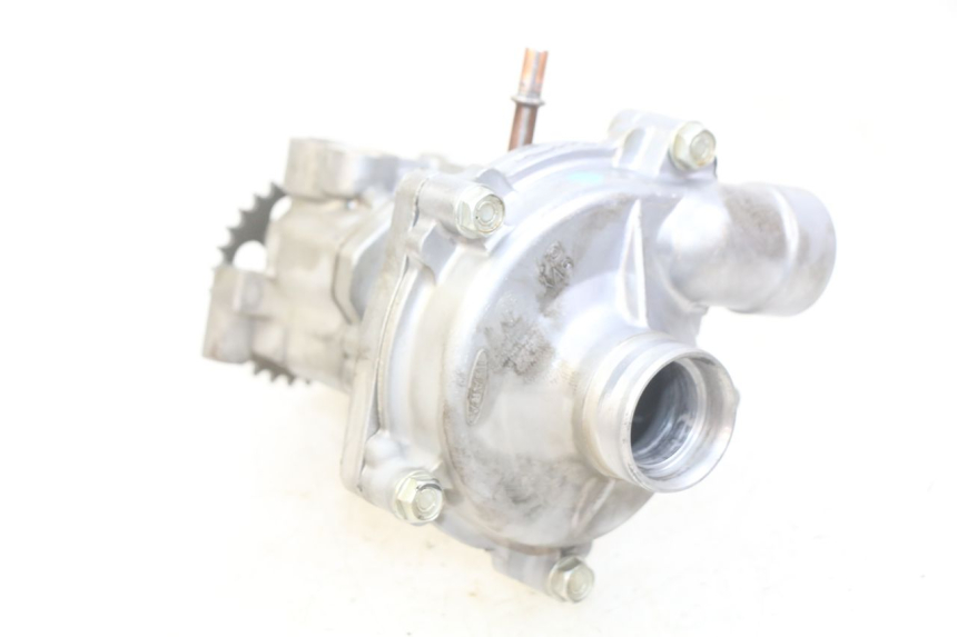 photo de POMPE A EAU YAMAHA YZF R1 1000 (2007 - 2008)