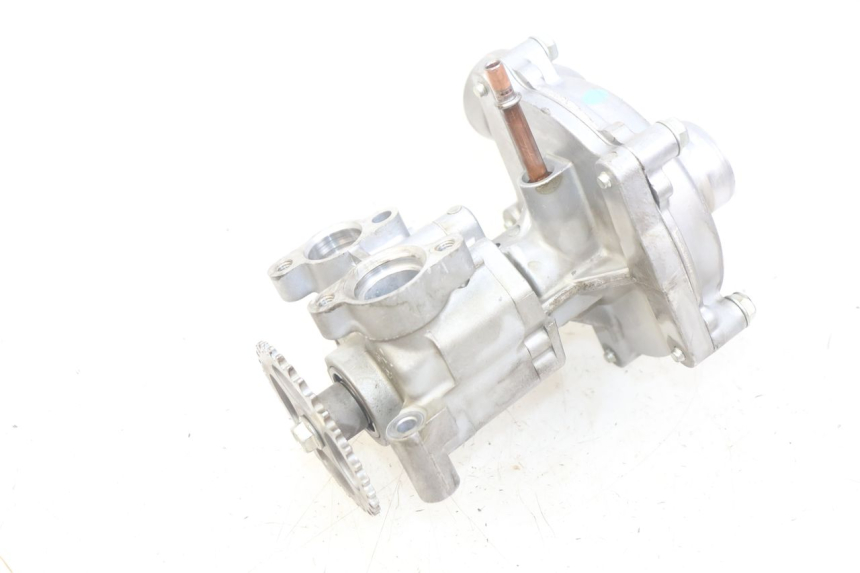 photo de POMPE A EAU YAMAHA YZF R1 1000 (2007 - 2008)