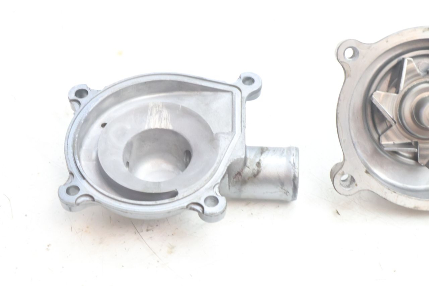photo de POMPE A EAU KAWASAKI ZZR 600 (1995 - 2004) - Zoom état d’usage