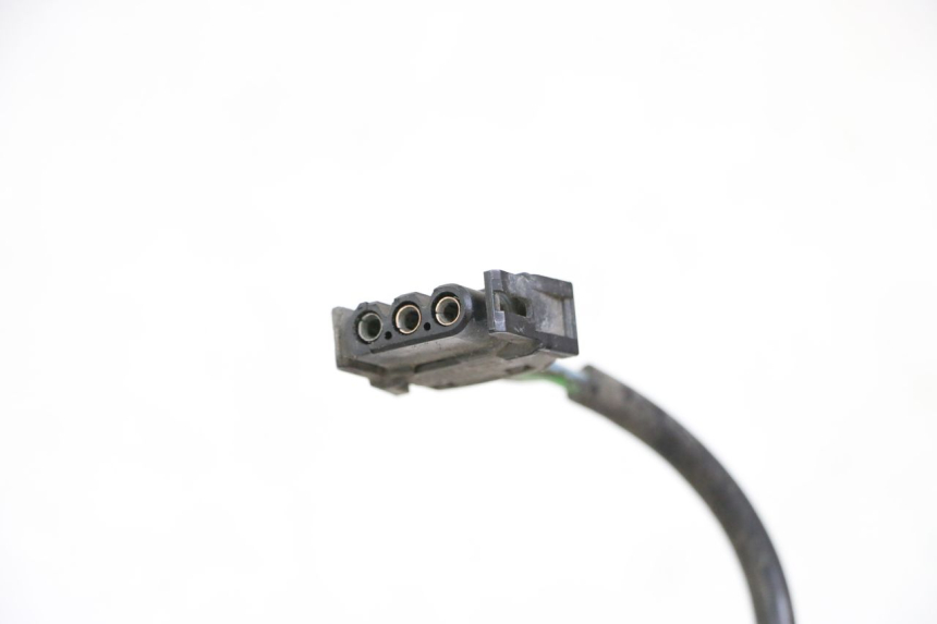 photo de POMPE A ESSENCE BMW C1 125 (2000 - 2003)