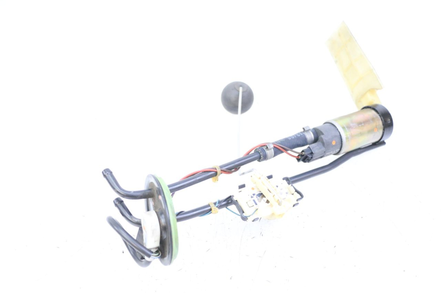 photo de POMPE A ESSENCE BMW C1 125 (2000 - 2003)