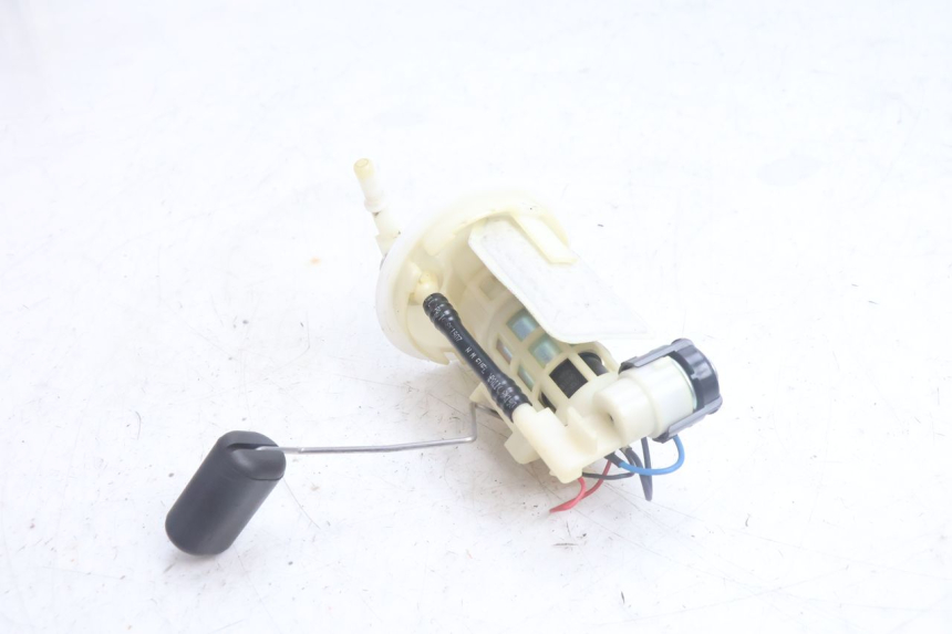 photo de POMPE A ESSENCE YAMAHA BW'S BWS 125 (2010 - 2013) - Vue d’ensemble