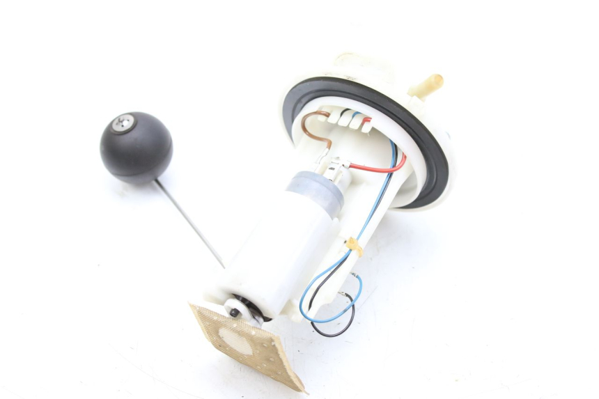 photo de POMPE A ESSENCE PEUGEOT CITYSTAR 125 (2011 - 2017)