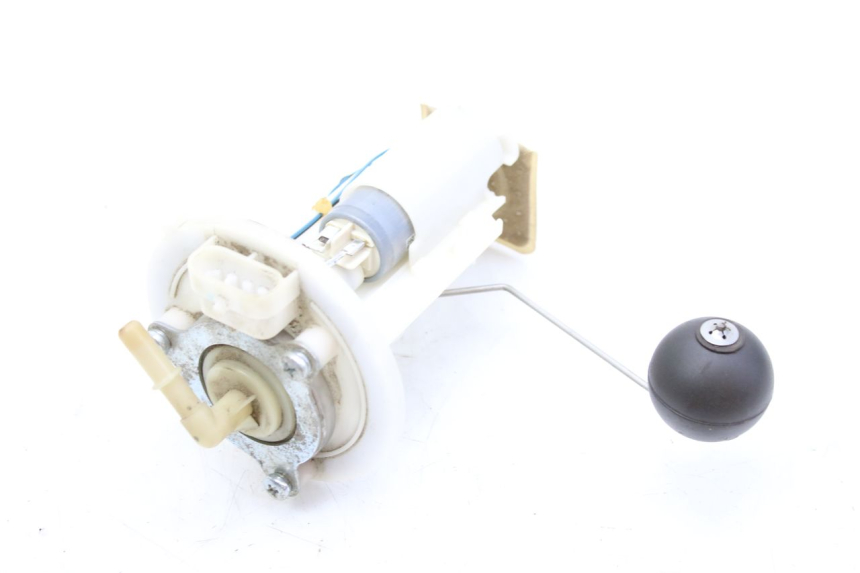 photo de POMPE A ESSENCE PEUGEOT CITYSTAR 125 (2011 - 2017)