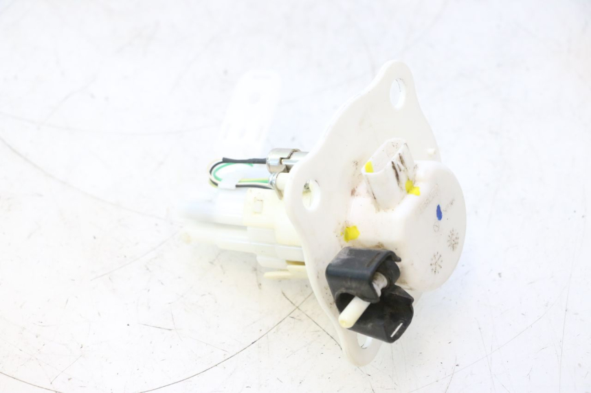 photo de POMPE A ESSENCE HONDA CRF CR-F 125 (2020 - 2021) - Zoom état d’usage