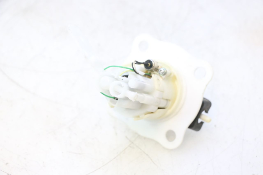 photo de POMPE A ESSENCE HONDA CRF CR-F 125 (2020 - 2021) - Autre angle de vue