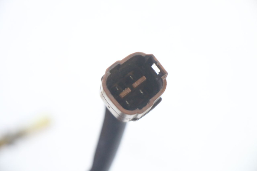 photo de POMPE A ESSENCE SUZUKI DL V STROM 1000 (2002 - 2007) - Gros plan technique