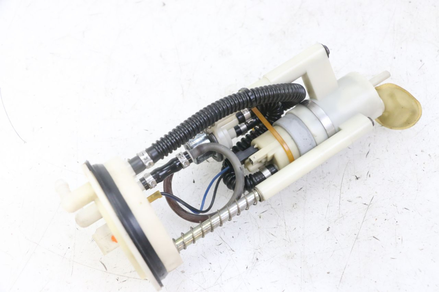 photo de POMPE A ESSENCE PEUGEOT ELYSTAR 125 (2002 - 2007)