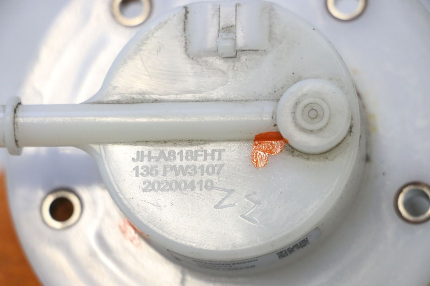photo de POMPE A ESSENCE KEEWAY F-ACT FACT EVO 50 (2020 - 2026) - Zoom état d’usage