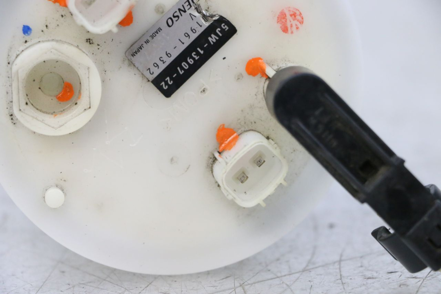 photo de POMPE A ESSENCE YAMAHA FJR ABS 1300 (2006 - 2012) - Marquages et références