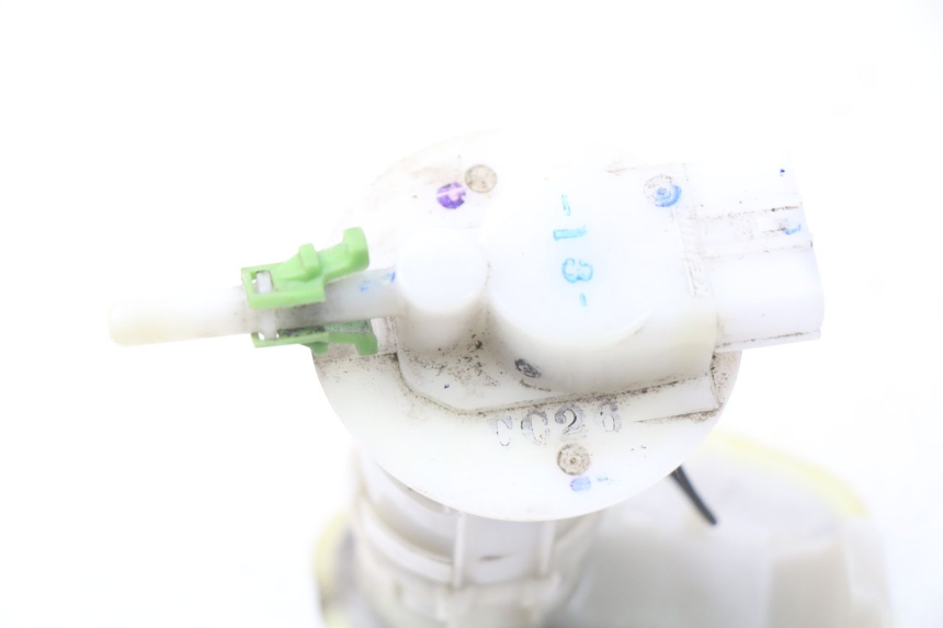 photo de POMPE A ESSENCE PIAGGIO FLY IE 125 (2012 - 2017) - Zoom état d’usage