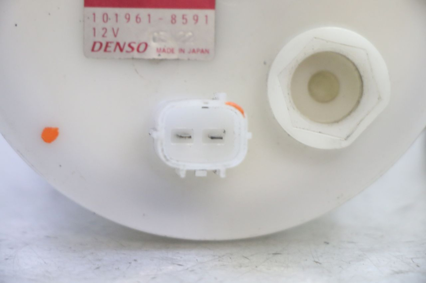 photo de POMPE A ESSENCE YAMAHA FZ6 N FAZER 600 (2004 - 2006)