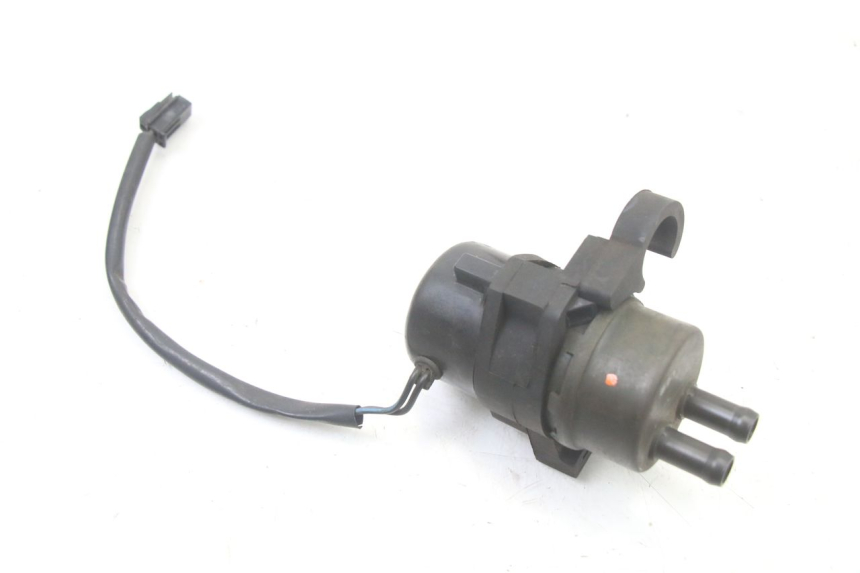 photo de POMPE A ESSENCE YAMAHA FZS FAZER 600 (2001 - 2003) - Vue principale
