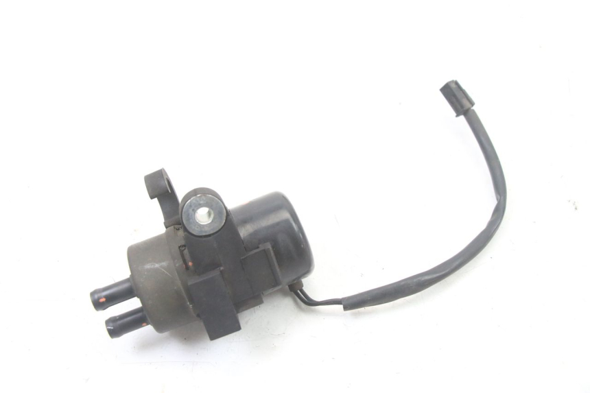 photo de POMPE A ESSENCE YAMAHA FZS FAZER 600 (2001 - 2003) - Détail de la pièce